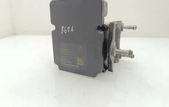 Volkswagen Transporter - Caravelle T5 ABS Pump 7E0907379K 10092903353 10062230711
