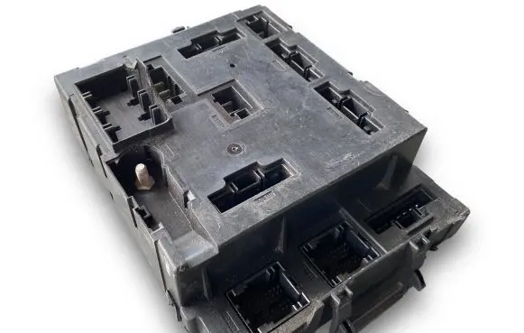 Smart ForTwo II Central body control module A4515401650