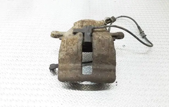 Mercedes-Benz C W203 Front brake caliper