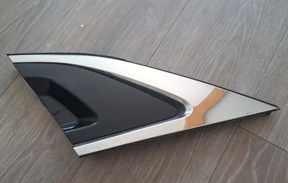 Renault Megane E-Tech Rear side window 833811573R