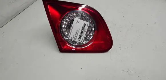Volkswagen PASSAT B6 Tailgate rear/tail lights