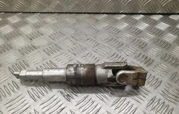 Volvo V70 Steering column universal joint