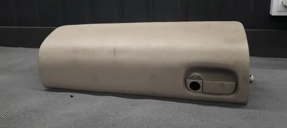 Cadillac STS Seville Glove box 35634012