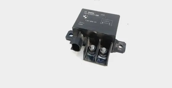 BMW X5 E70 Ignition relay 7661503