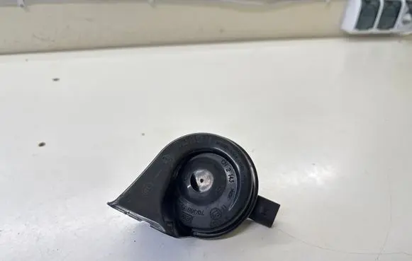 Volkswagen Transporter - Caravelle T5 Horn signal 001157 703881157