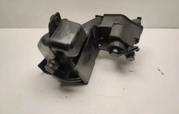 Mercedes-Benz S W220 Other engine bay part A2203200314