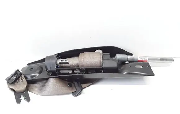 Volvo V70 Front seatbelt 6041213