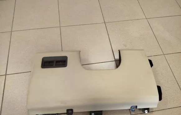 Land Rover Range Rover Sport L494 Dashboard lower bottom trim panel 