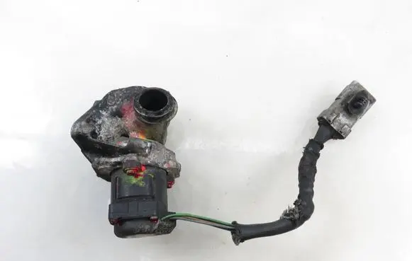 Ford Focus C-MAX EGR valve 215989528 9654818180