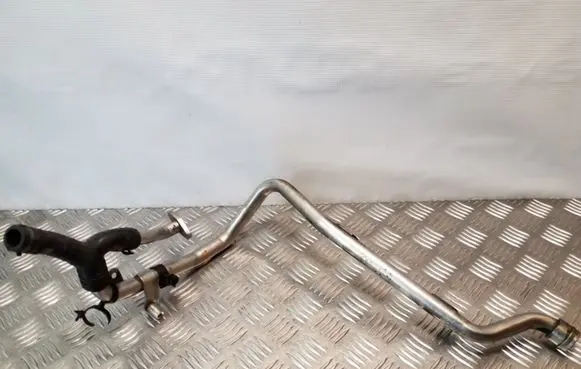 Audi A4 S4 B6 8E 8H EGR valve line/pipe/hose 06C131848B