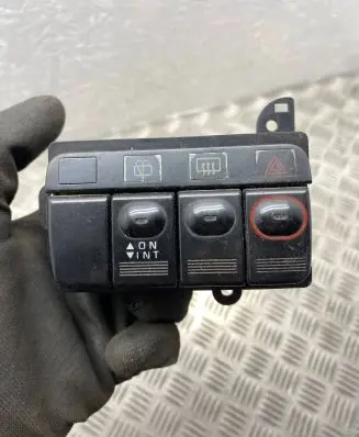 Mitsubishi Space Wagon Hazard light switch