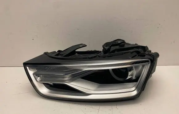 Audi Q3 8U Headlight/headlamp 8U0941005C