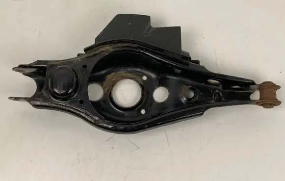 Toyota RAV 4 (XA40) Rear control arm 4873842021