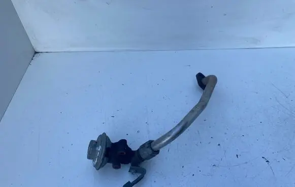 Toyota Avensis T220 EGR valve 2562064160