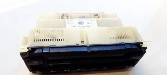 Volkswagen PASSAT B5 Climate control unit 3b1907044b 5hb007617-10