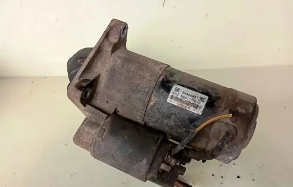 Opel Insignia A Starter motor 55353857