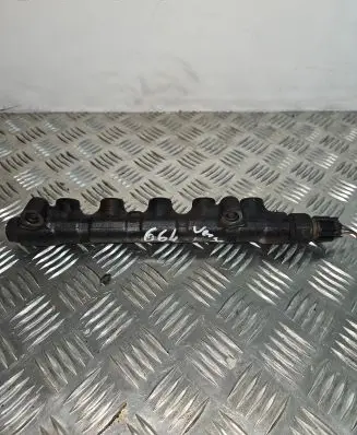 Toyota Corolla Verso E121 Fuel main line pipe