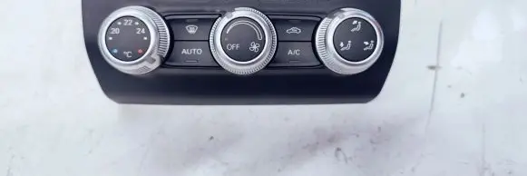 Audi A1 Climate control unit 8XA820043