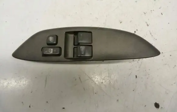 Toyota Yaris Electric window control switch