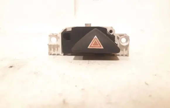 Ford Mondeo MK II Hazard light switch 13A350 060799