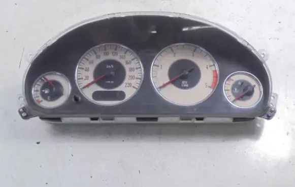 Chrysler Grand Voyager IV Speedometer (instrument cluster) R825AI