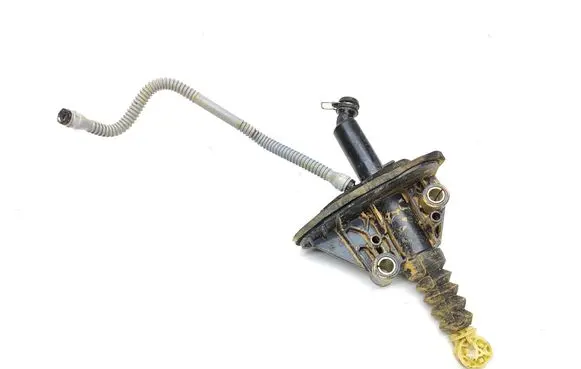 Nissan Qashqai J12 Clutch master cylinder 306106UB0A DE07AF