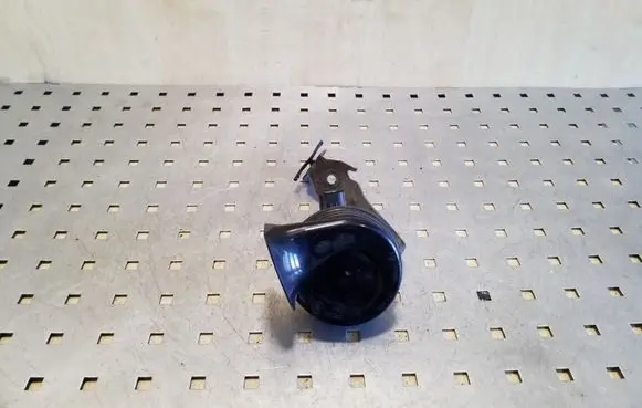 Volkswagen PASSAT CC Horn signal E1000209 A046326 A28657625