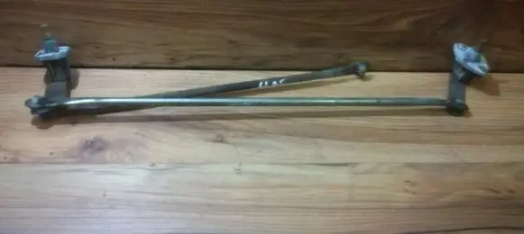KIA Carnival Front wiper linkage and motor
