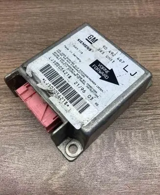 Opel Omega B1 Airbag control unit/module 90492467 5WK4110