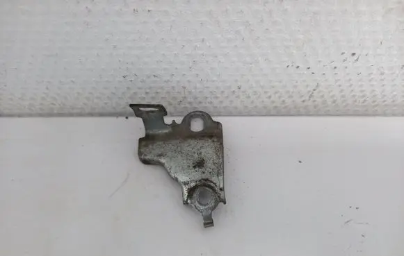 Toyota Yaris Fuel filter bracket/mount holder 233890N060