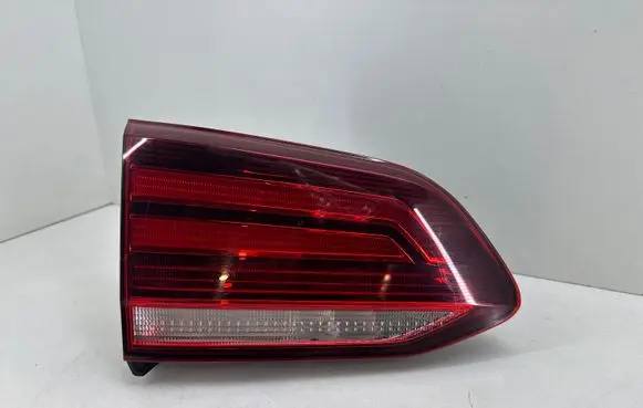 Opel Mokka X Tailgate rear/tail lights 5G9945093 5G9945093H 90122448