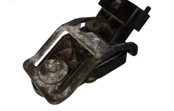 BMW 5 E39 Fuel pressure sensor 0261230046