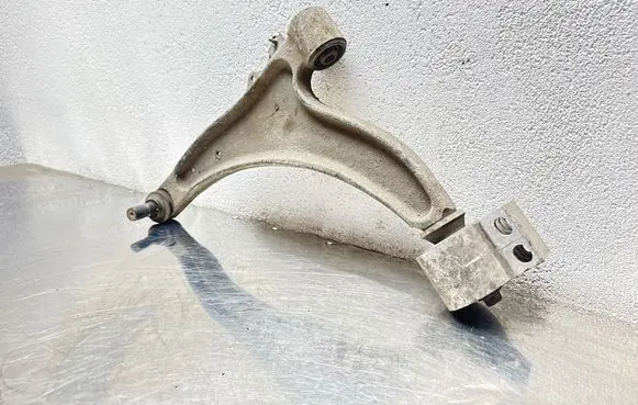 Opel Insignia A Front lower control arm/wishbone 0131221