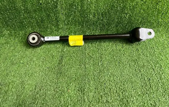 Tesla Model 3 Rear upper control arm/wishbone 104444400B AT6XXXXBA77000