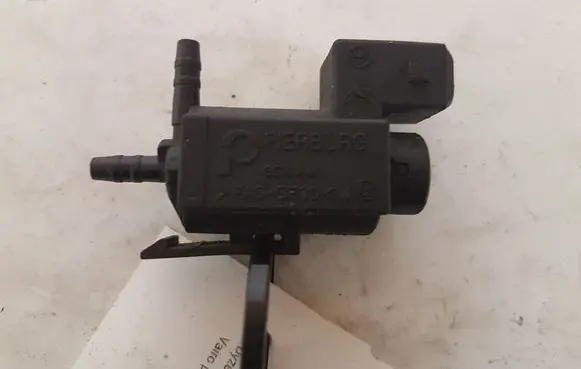 BMW 5 F10 F11 Turbo solenoid valve 70231800 7810831