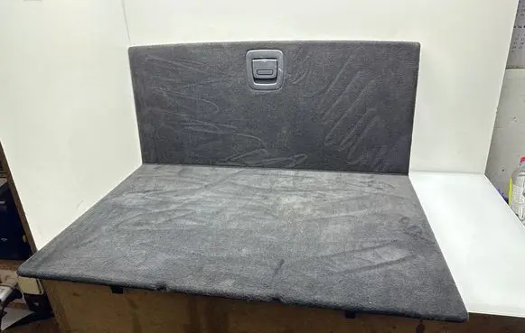 BMW iX Trunk/boot floor carpet liner 6926684 02022024 1659411
