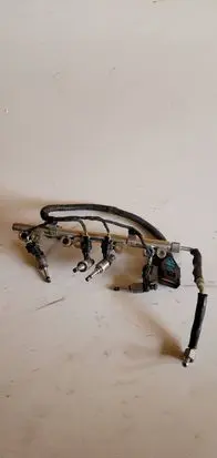 Hyundai Tucson TL Fuel distributor 353502B110 G01E085A0396