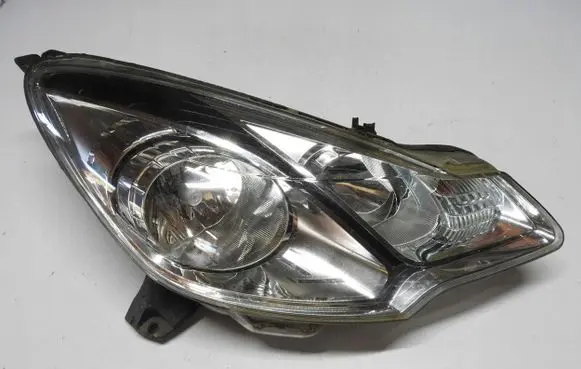 Citroen C1 Headlight/headlamp 9673814380