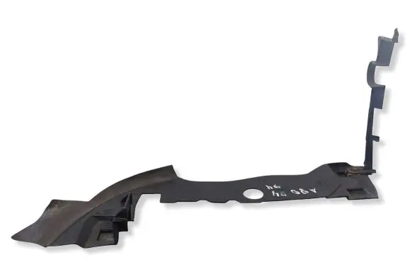 Audi 80 90 S2 B4 Air intake duct part 8A0805893
