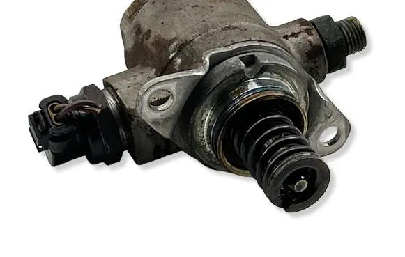 Volkswagen Sharan Fuel injection high pressure pump 06J025E 2320536