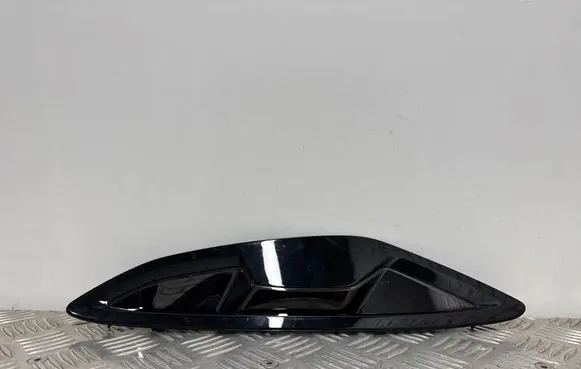 BMW 8 G16 Fender trim (molding) 7419019 7465213