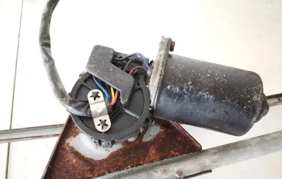 Hyundai Sonata Wiper motor
