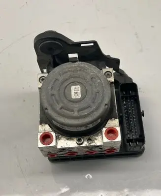 Volkswagen Golf VII ABS Pump 5Q0614517DB 10022010604 0012100220106