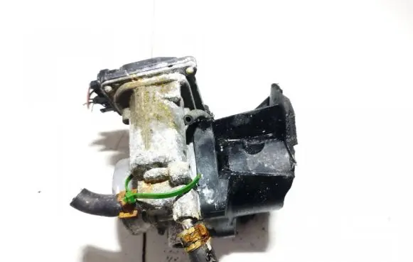 Toyota Auris E180 Throttle valve 220300t050 145007010