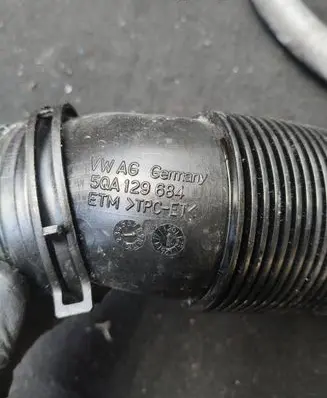 Skoda Kodiaq Air intake duct part 5QA129684