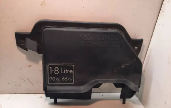 Ford Focus Engine cover (trim) XS4Q6C646BG 02L4A