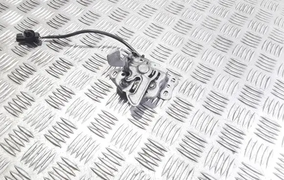 Suzuki SX4 S-Cross Engine bonnet/hood lock/catch