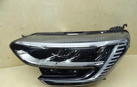 Renault Megane IV Headlight/headlamp