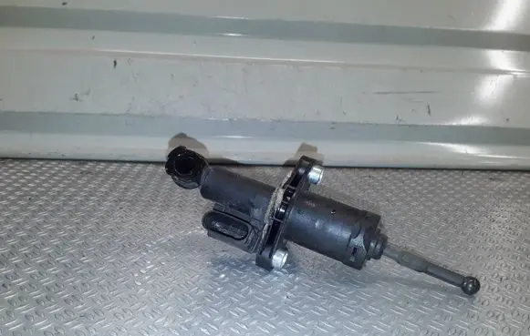Audi A1 Clutch master cylinder 