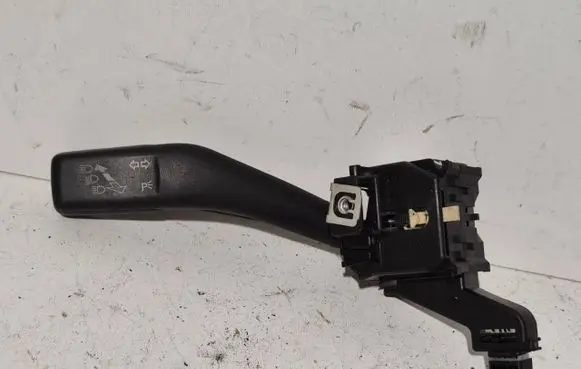 Volkswagen Golf VI Indicator stalk 1K0953513E 01103510 10351071986998